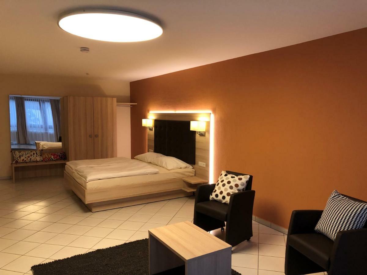 3 Apartments Am Wambolter Hof 3 本斯海姆 外观 照片