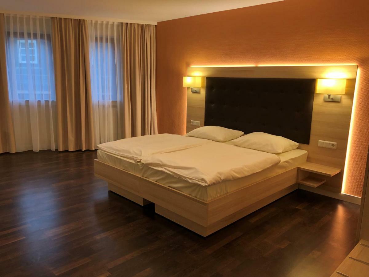 3 Apartments Am Wambolter Hof 3 本斯海姆 外观 照片