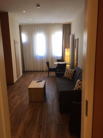 3 Apartments Am Wambolter Hof 3 本斯海姆 外观 照片