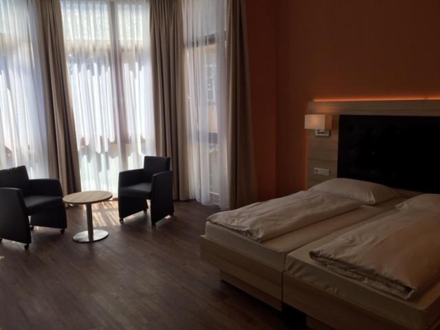 3 Apartments Am Wambolter Hof 3 本斯海姆 外观 照片