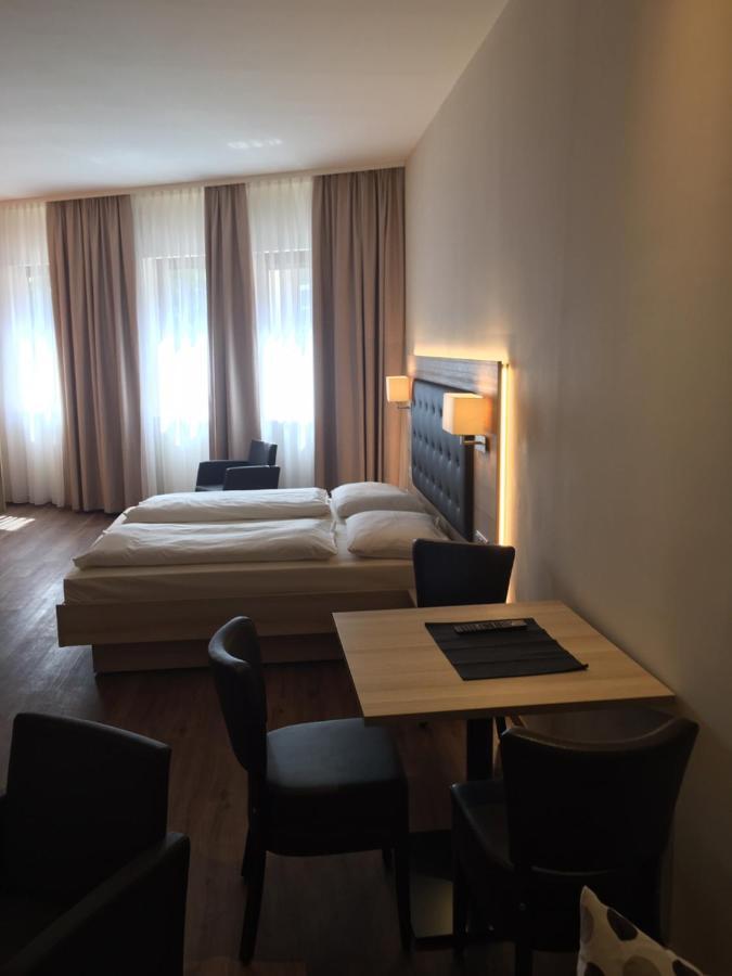 3 Apartments Am Wambolter Hof 3 本斯海姆 外观 照片